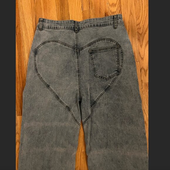 Slit Front Wide Leg Jeans - Picture 4 of 5